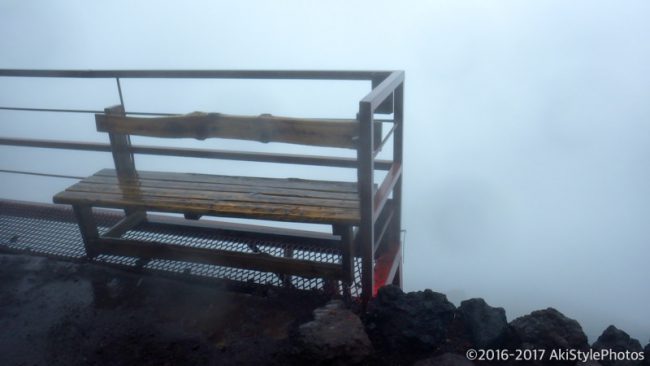 初登山が富士山!なぜか雨の中を単独で富士登山した話