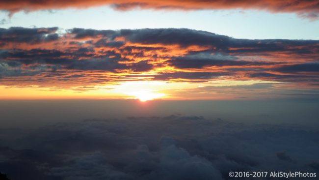 初登山が富士山!なぜか雨の中を単独で富士登山した話
