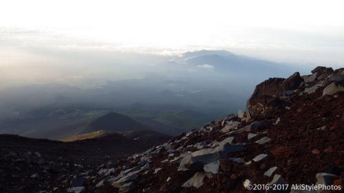 初登山が富士山!なぜか雨の中を単独で富士登山した話