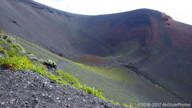 初登山が富士山!なぜか雨の中を単独で富士登山した話
