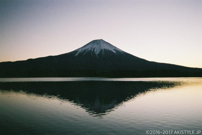 「写ルンです」で撮影した逆さ富士
