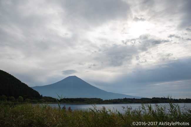 田貫湖からの富士山と吊るし雲