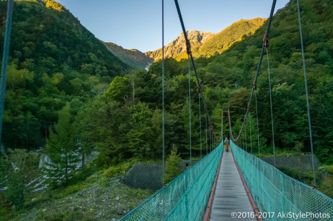 広河原の吊橋から北岳山頂