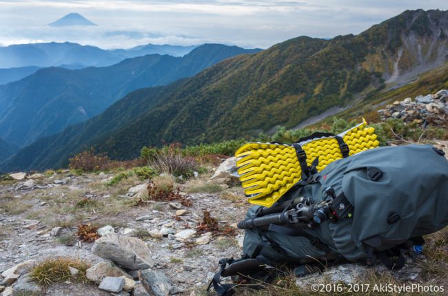 北岳山荘のテント場から富士山
