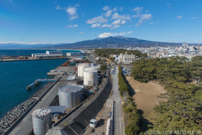 沼津港大型展望水門びゅうお