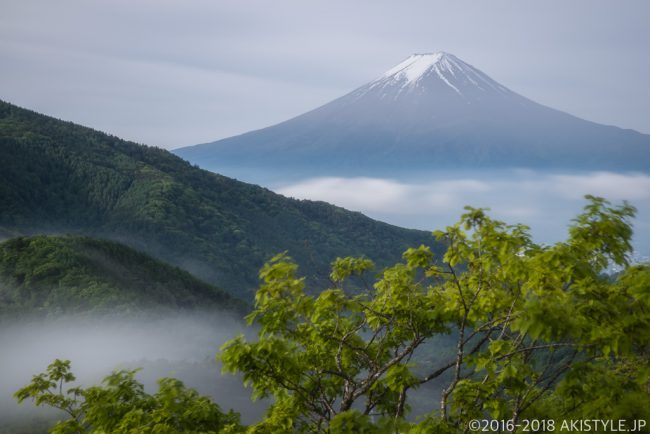 大月市秀麗富嶽十二景の清八山から見た富士山
