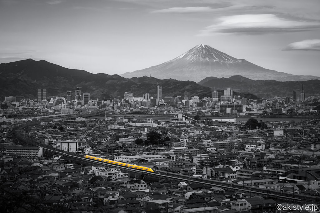 静岡市から富士山とドクターイエロー
