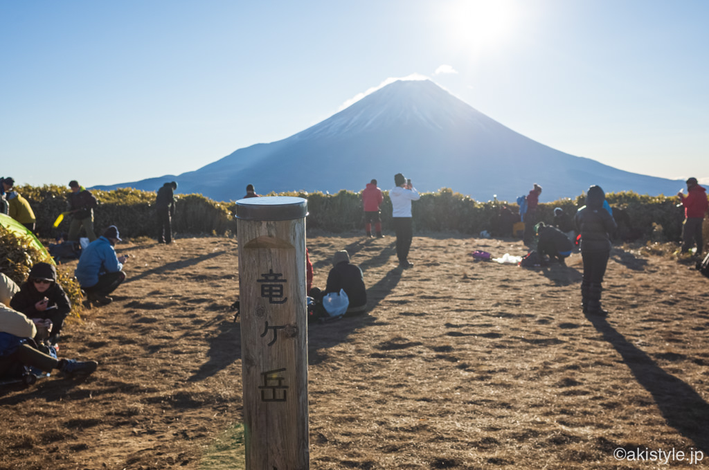 竜ヶ岳山頂と富士山